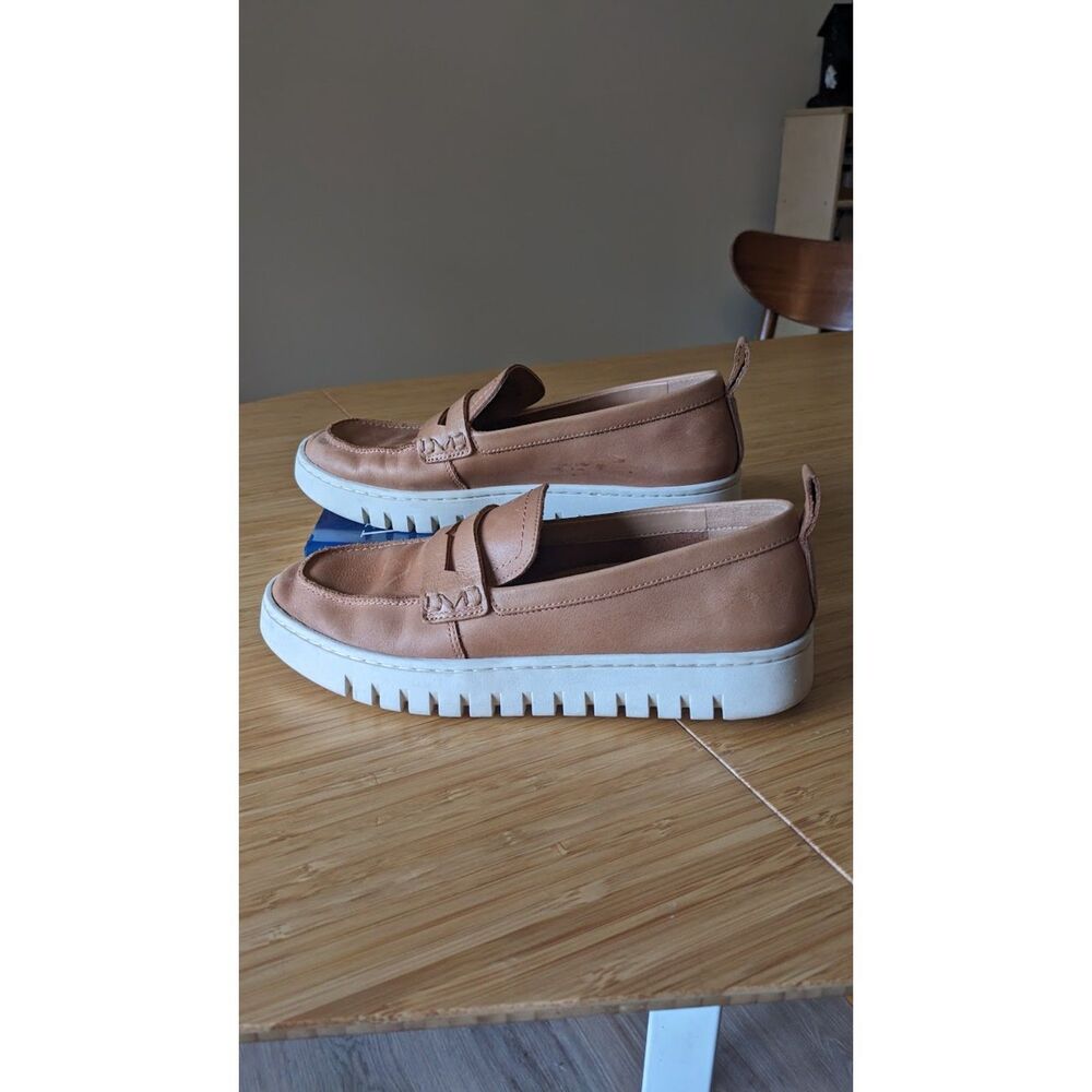 Vionic Uptown Loafers Camel Tan Leather sz 7 Comfort Chunky Sole